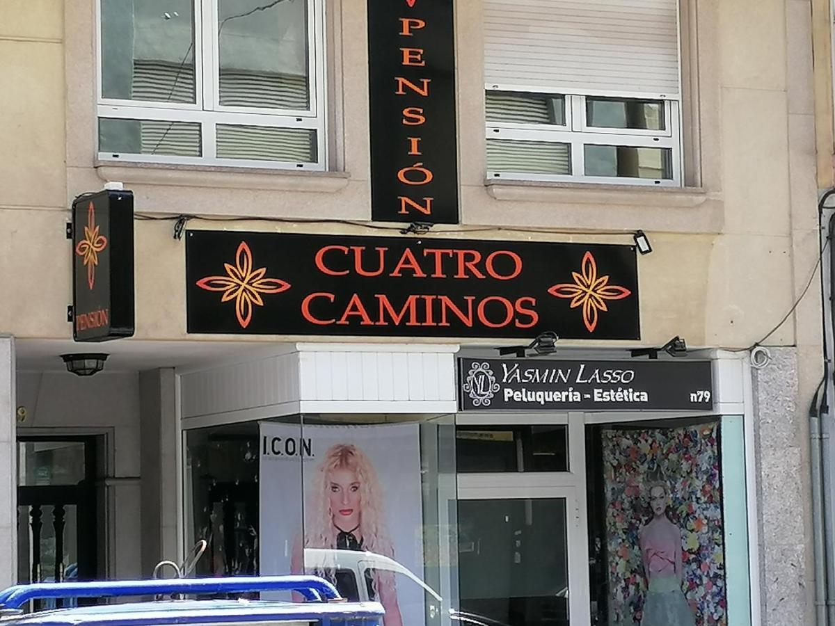 Готель Cuatro Caminos Саррія Екстер'єр фото
